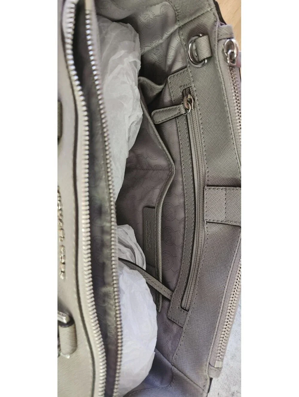 Michael Kors Saffiano Leather Satchel (M) Silver-Tone Hrdwre